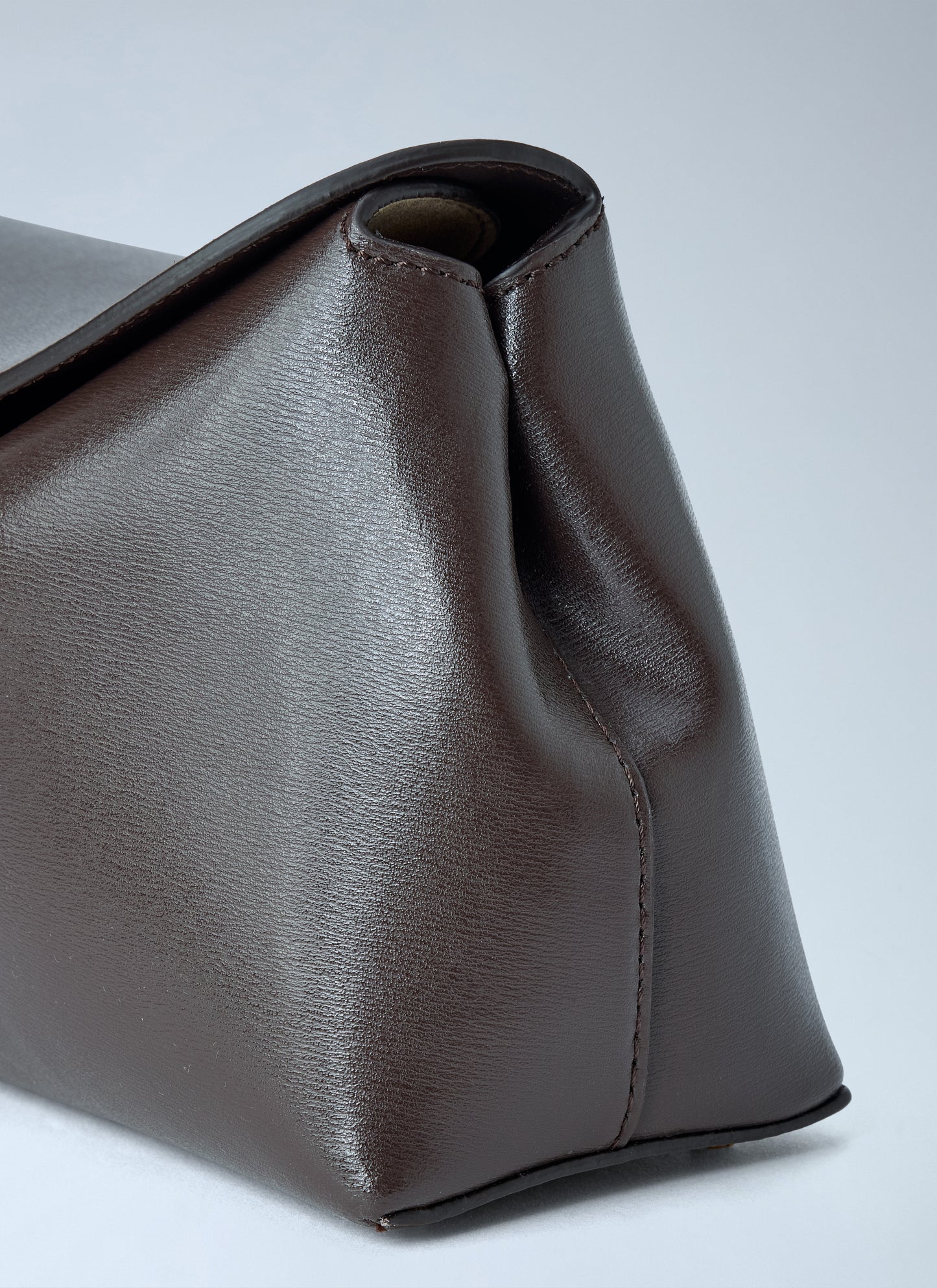 Toteme Women T-Lock Leather Clutch TOTEME