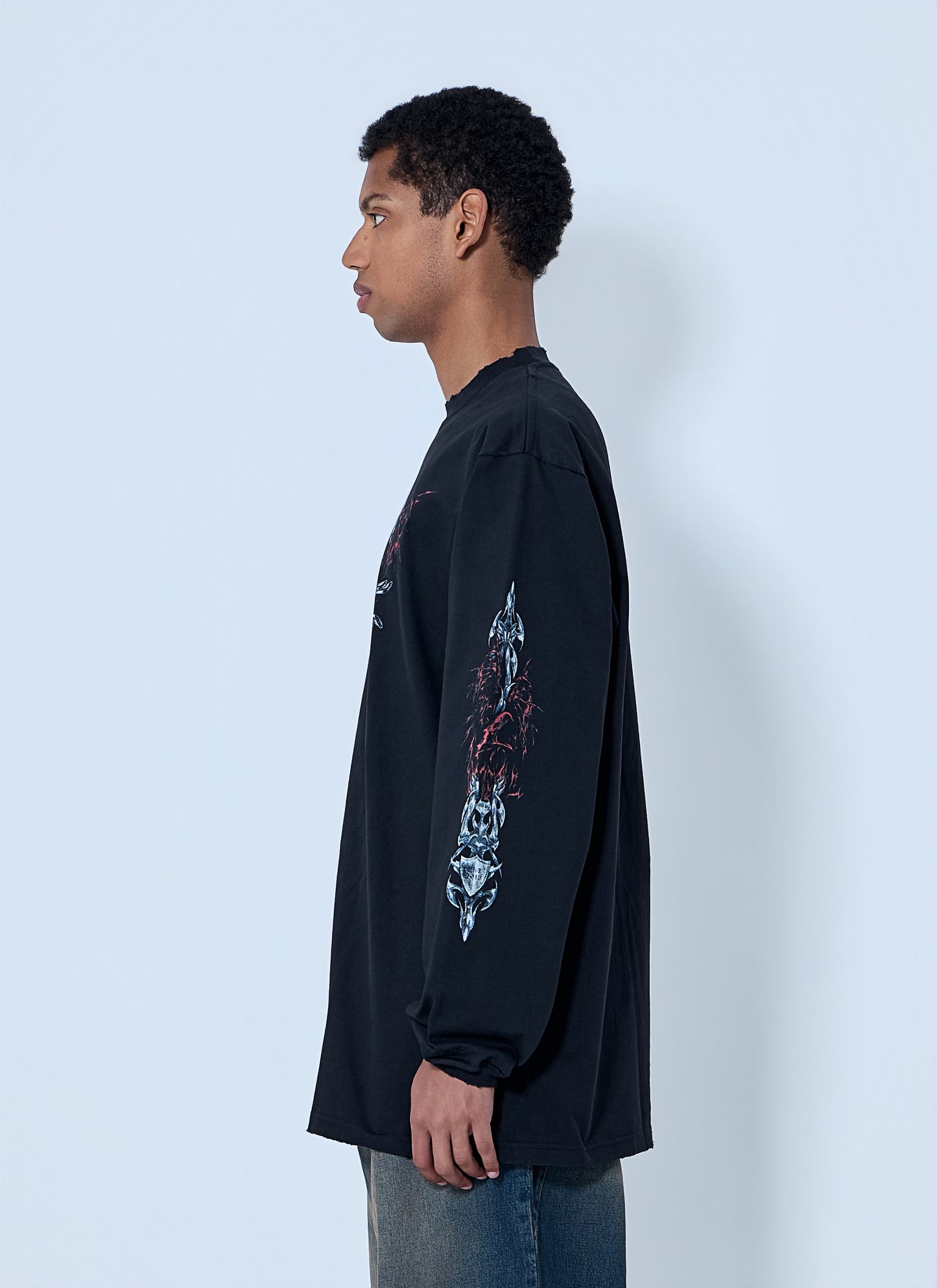 Vetements Men Graphic Long Sleeve T-Shirt VETEMENTS