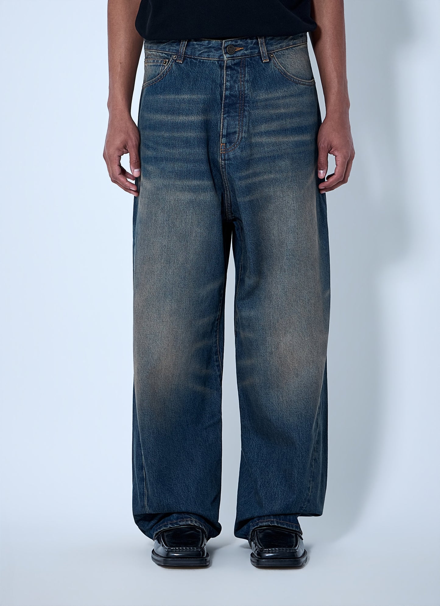 Vetements Men Wide-Leg Denim Trousers VETEMENTS