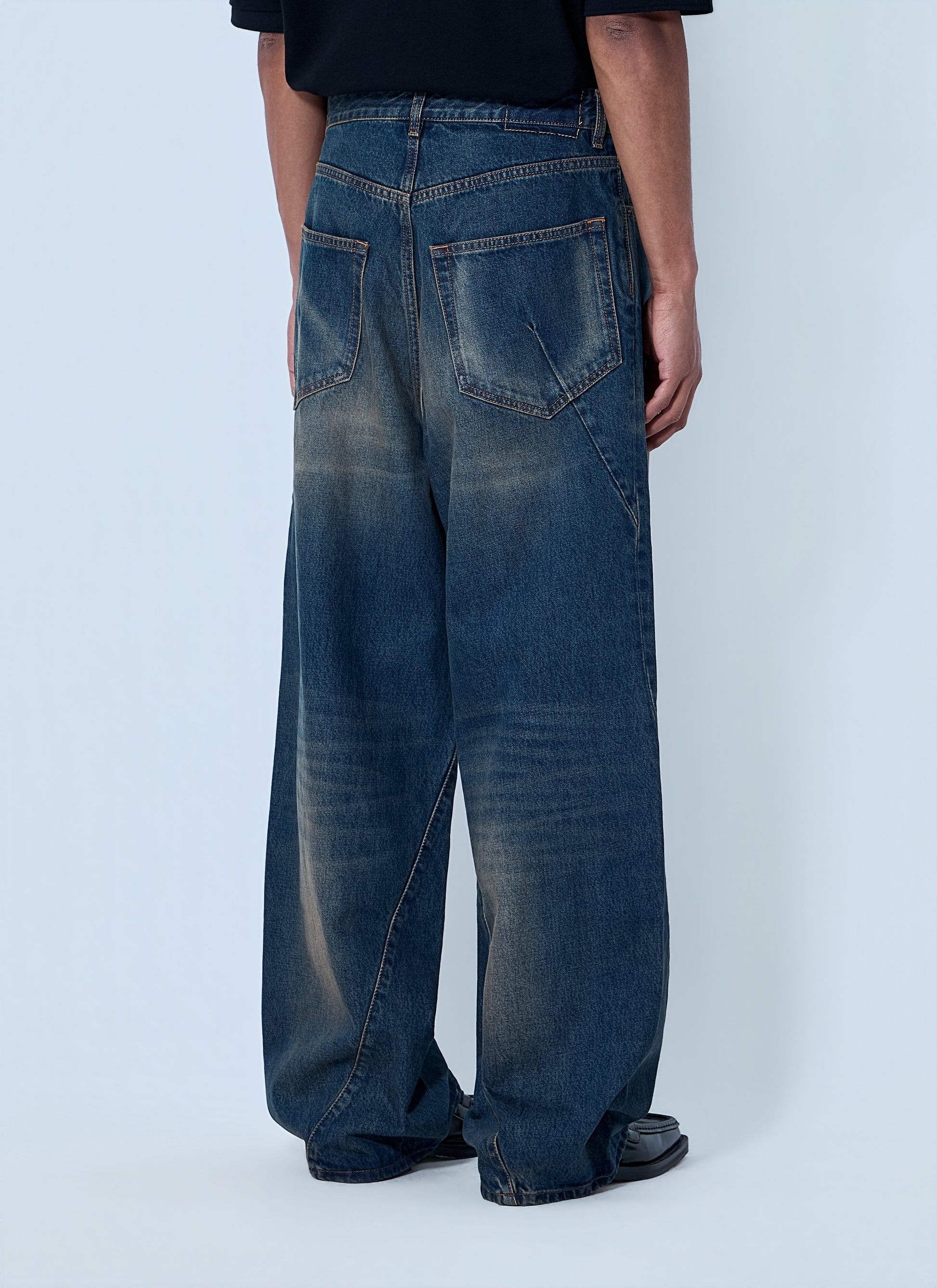 Vetements Men Wide-Leg Denim Trousers VETEMENTS