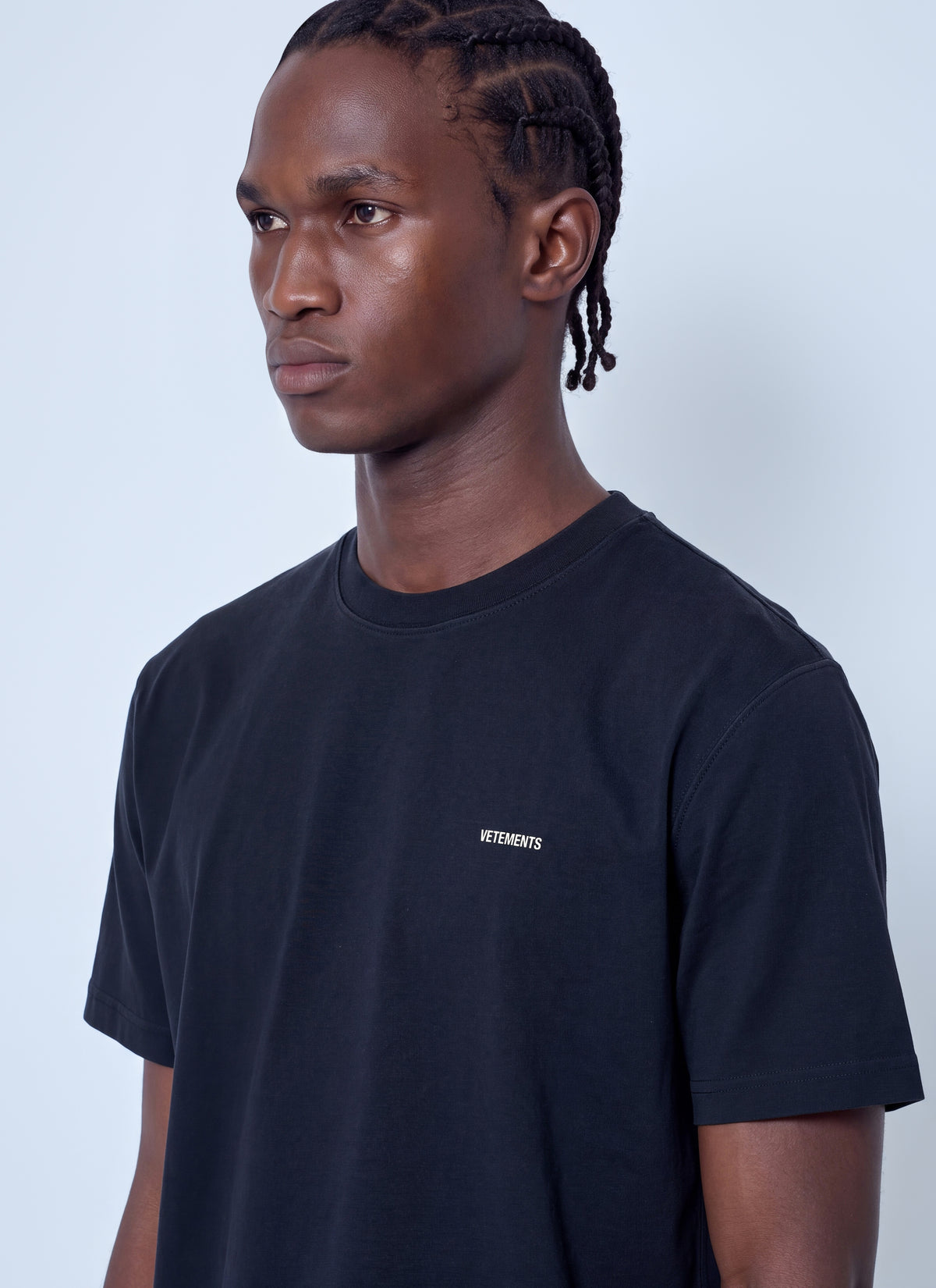 Vetements Men Classic Logo Regular T-Shirt VETEMENTS