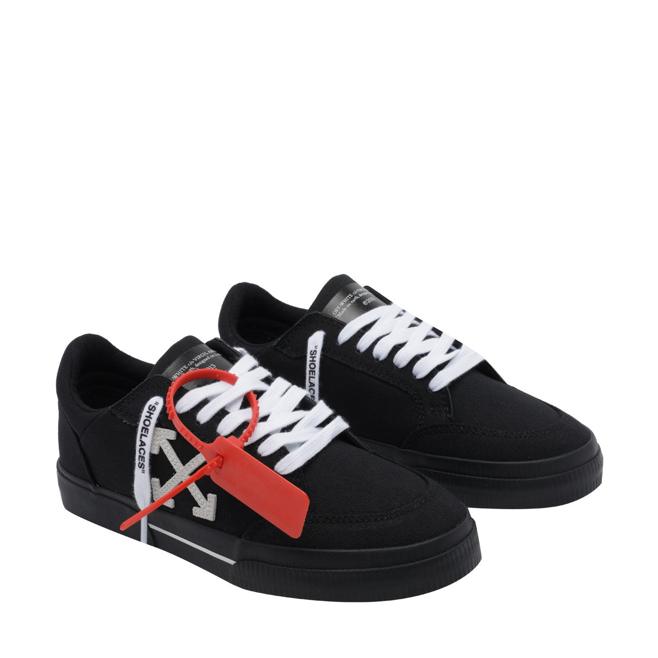 Off White Men Vulcanized Sneakers OFF-WHITE