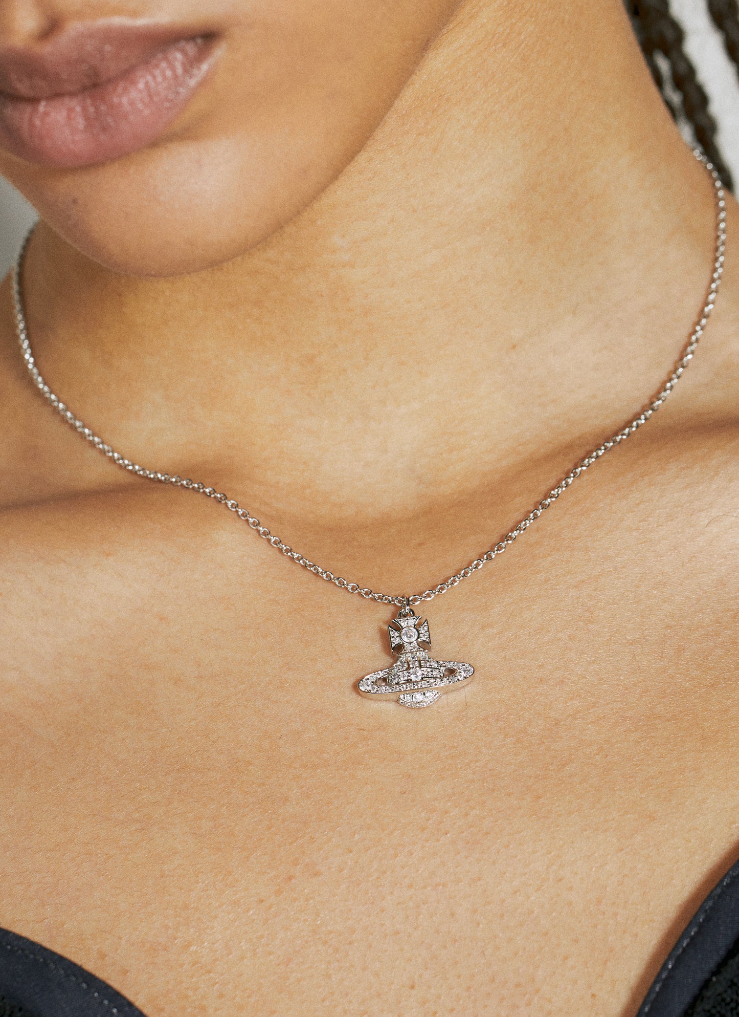 Vivienne Westwood Women Carmela Bas Relief Pendant Necklace VIVIENNE WESTWOOD