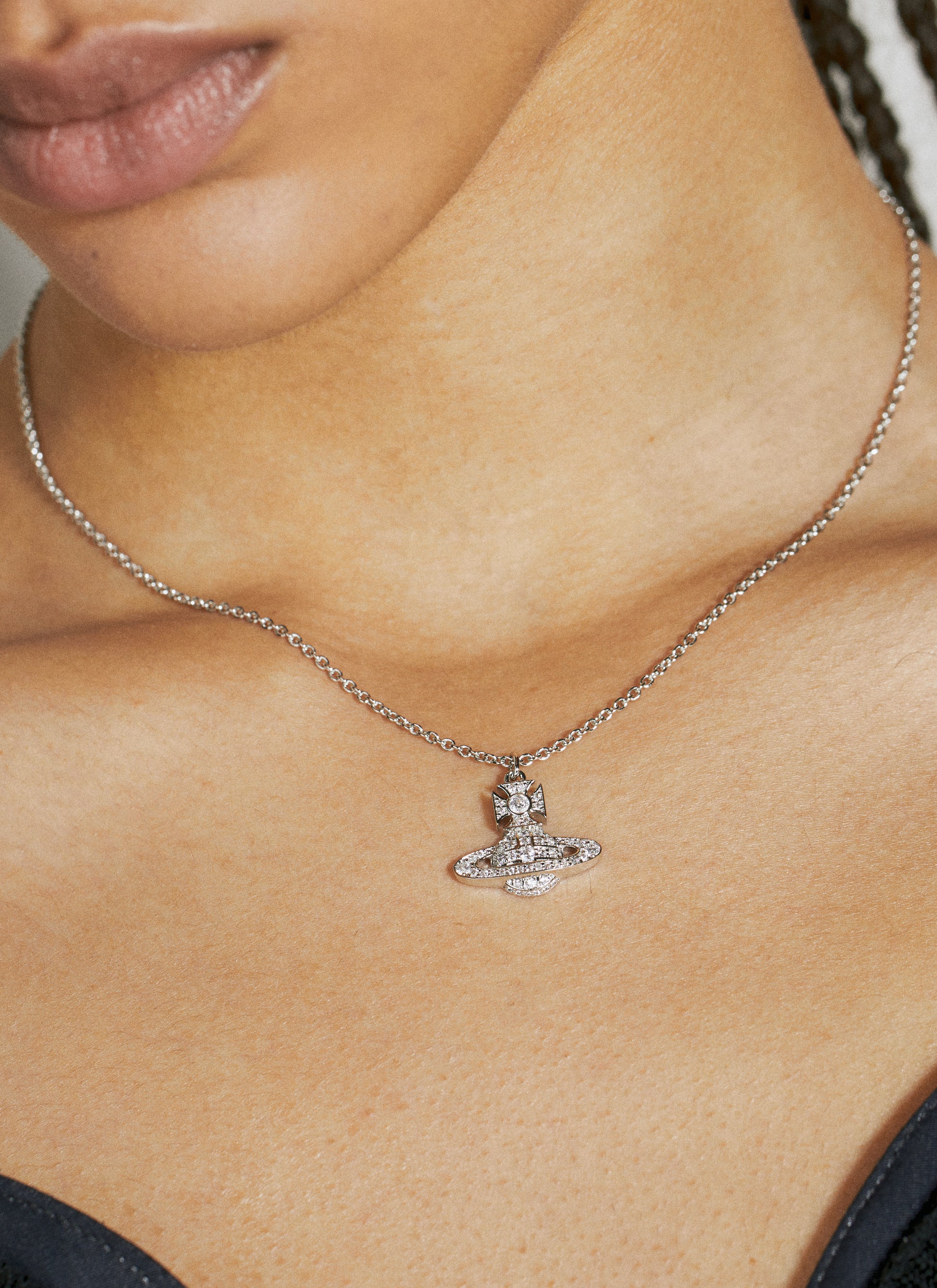 Vivienne Westwood Women Carmela Bas Relief Pendant Necklace VIVIENNE WESTWOOD