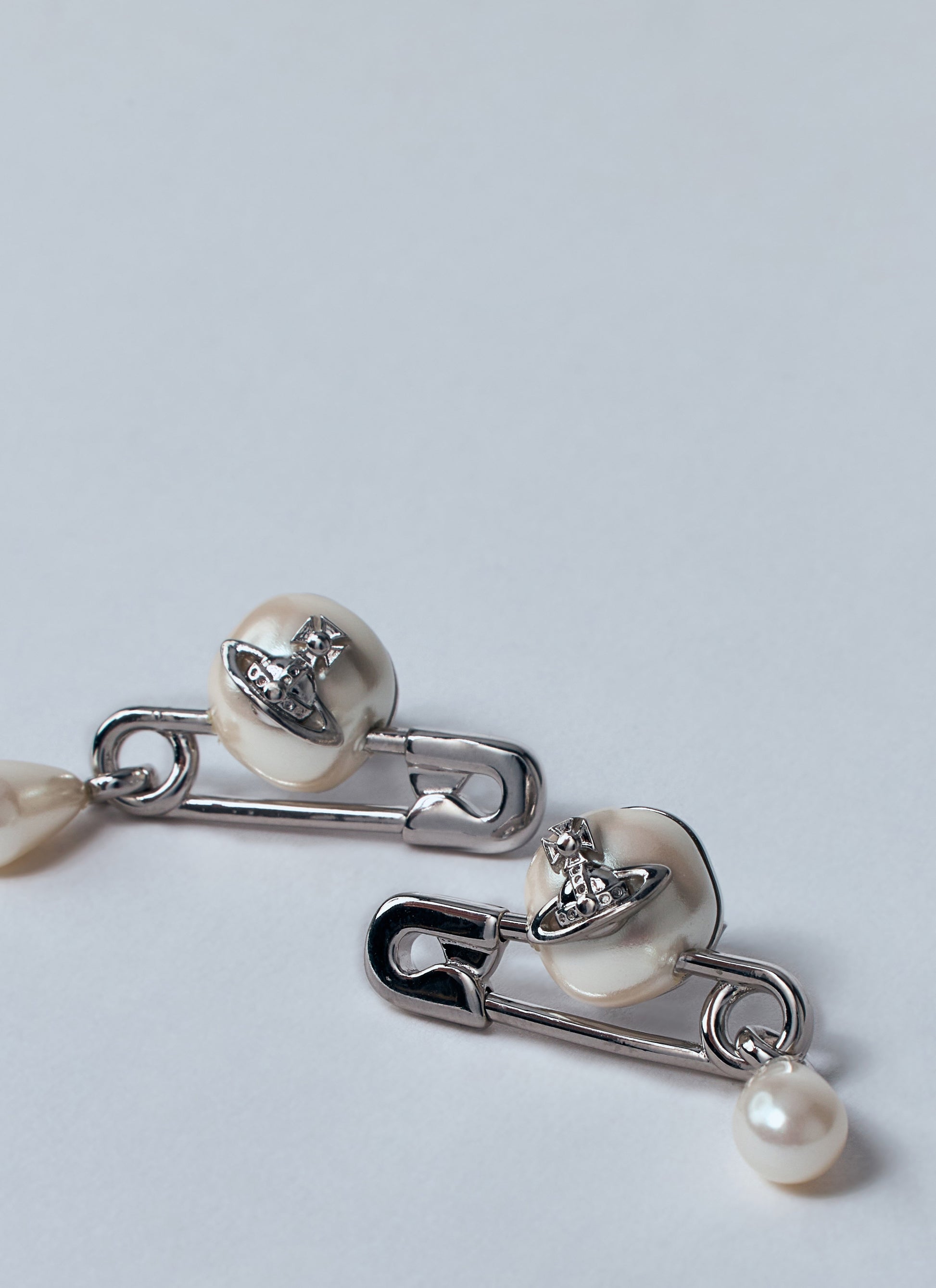 Vivienne Westwood Men Claude Small Stud Earrings VIVIENNE WESTWOOD