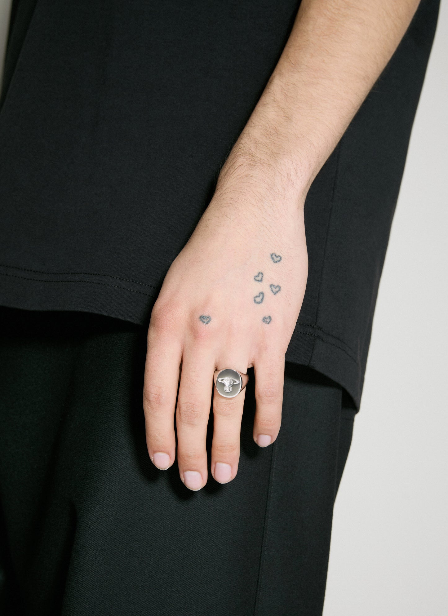 Vivienne Westwood Men Seal Ring VIVIENNE WESTWOOD
