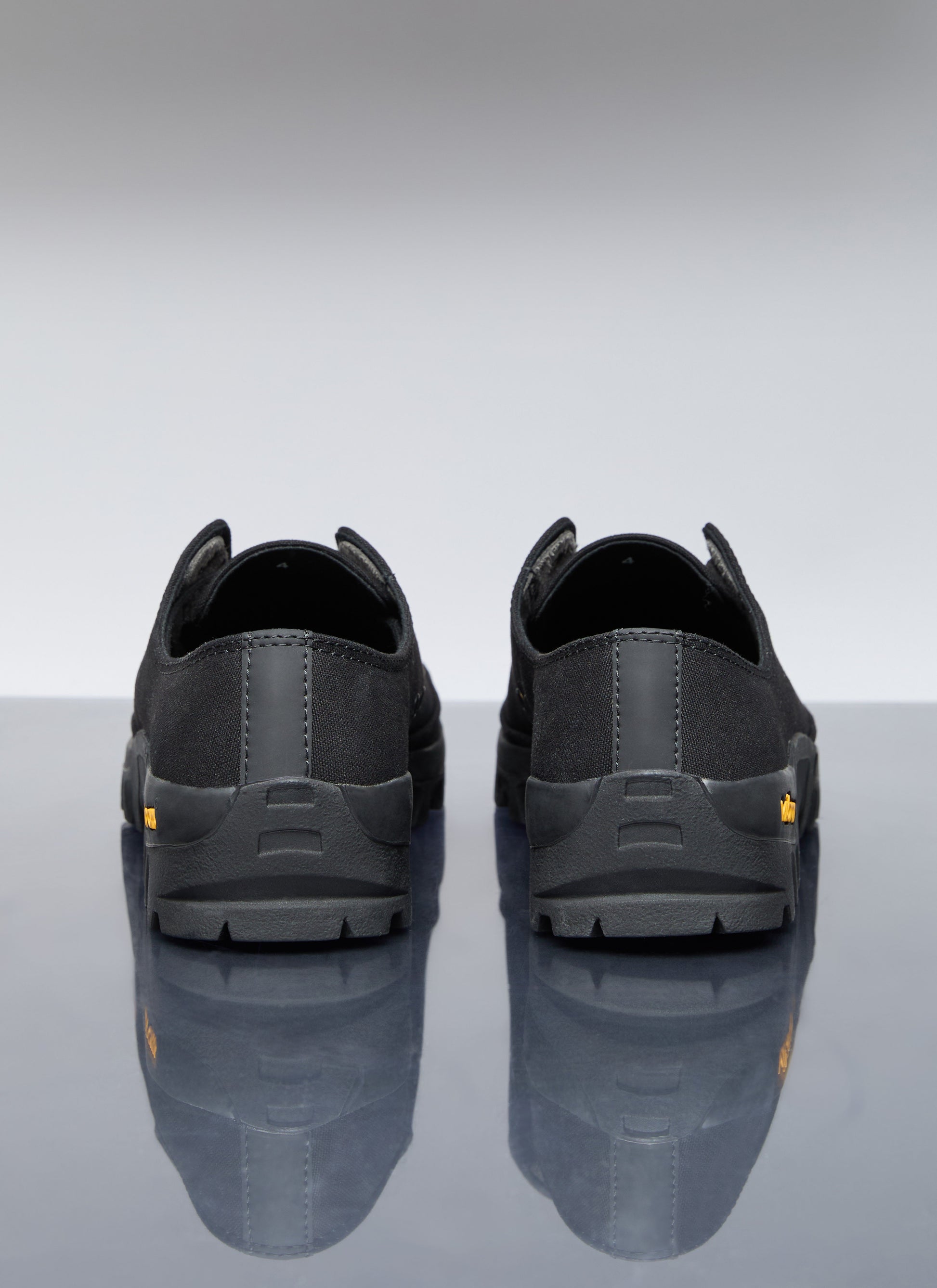 Yohji Yamamoto Men Fly Front Low Top Sneakers YOHJI YAMAMOTO