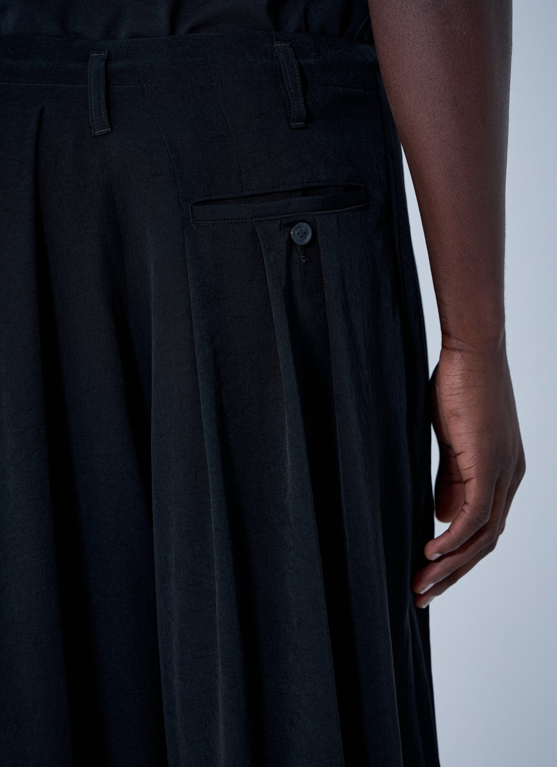 Yohji Yamamoto Men Pleated Drop-Crotch Trousers YOHJI YAMAMOTO